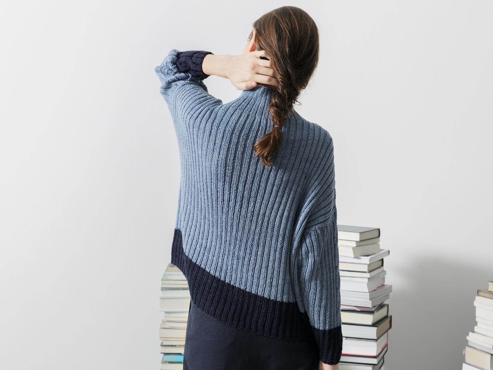 Funnel braided sweater Image