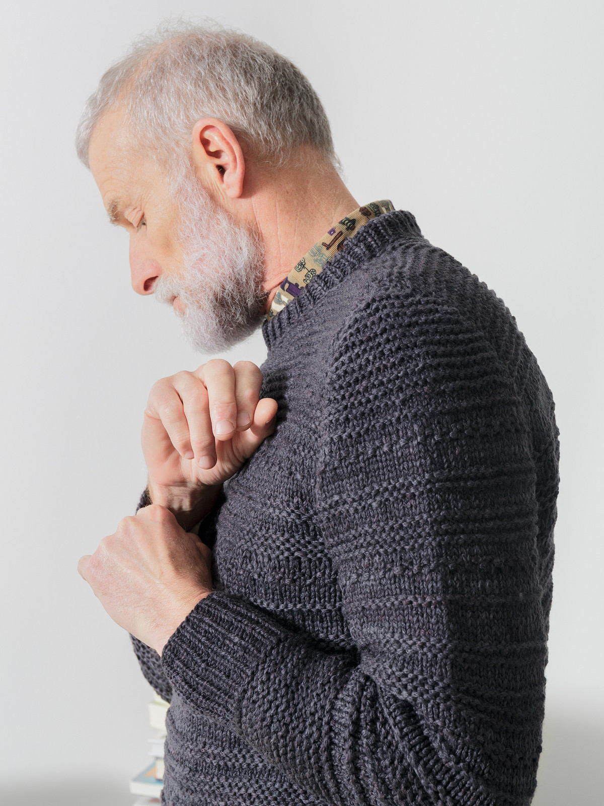 Lines pattern sweater Image